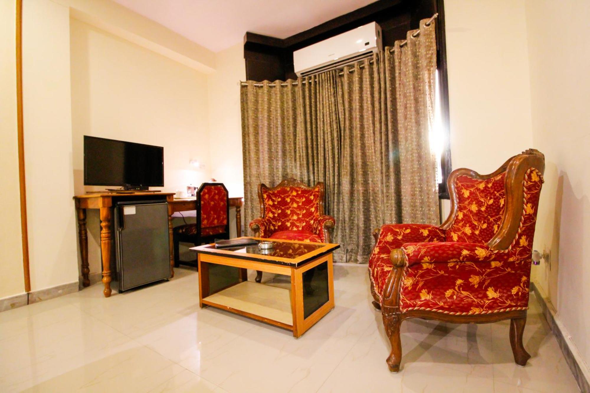 Hotel Rishi Regency Jabalpur Exterior photo