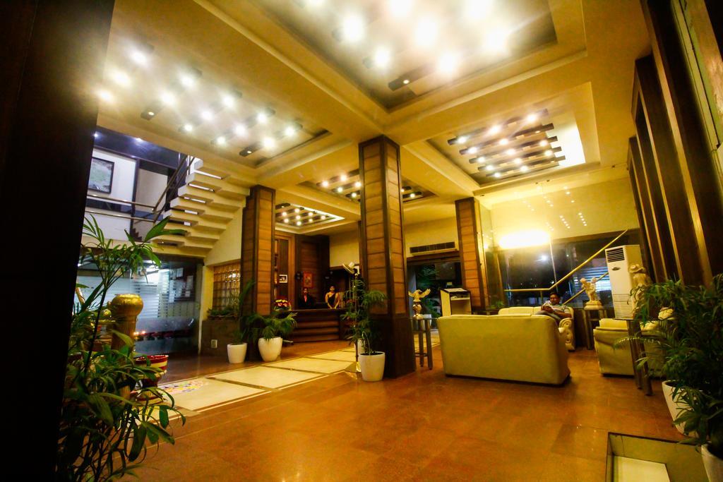 Hotel Rishi Regency Jabalpur Exterior photo